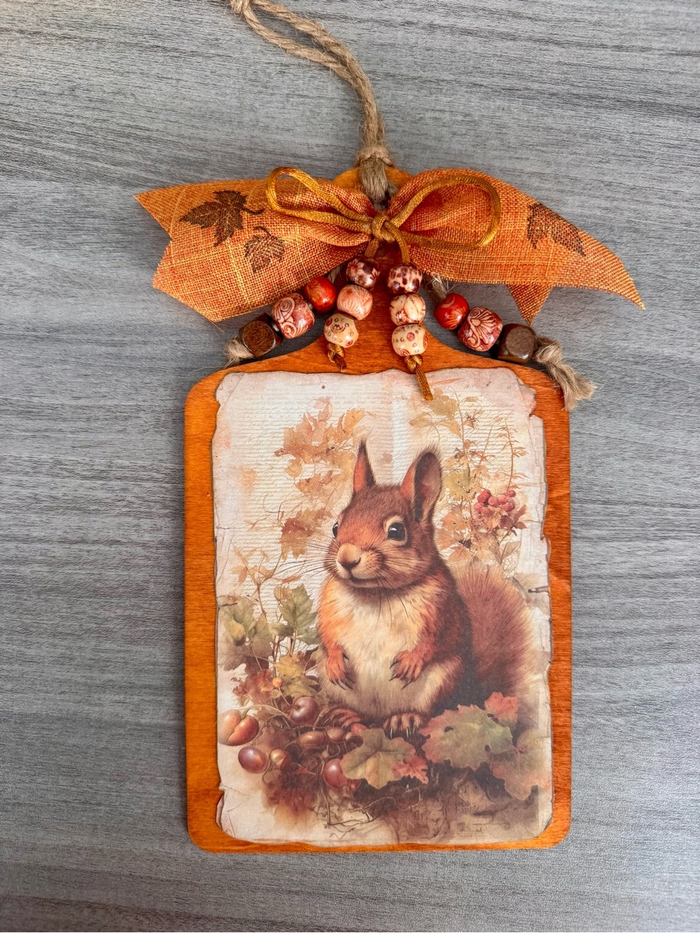 Handmade Autumn Squirrel Hanging wood Wall Decor 8” x 4.5”